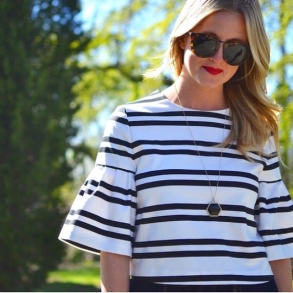 Zara striped crop top bell sleeve - Picture 2 of 8